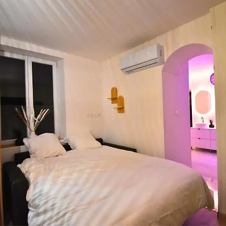 Le Sanctuaire Hirson, Privatif, Sauna Apartamento Hirson