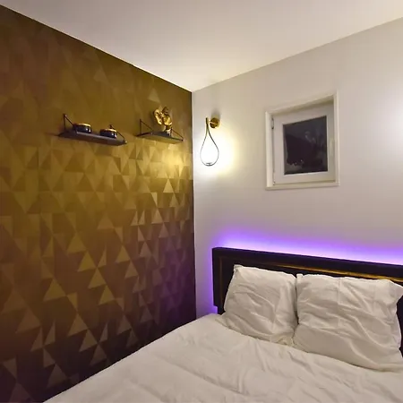 Le Sanctuaire Hirson, Privatif, Sauna